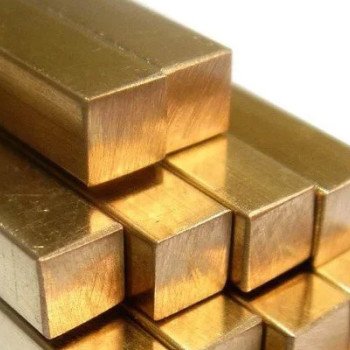 Латунный квадрат прессованный 42х42 мм ЛС59-1 ГОСТ 2060-2006 в наличии в Москве